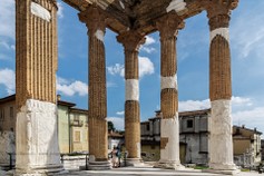 Brescia-Il-tempio-Capitolino-(73-d.C.)._000266.jpg