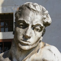 Enrico Toti, posto accanto al grande Miglio2.jpg